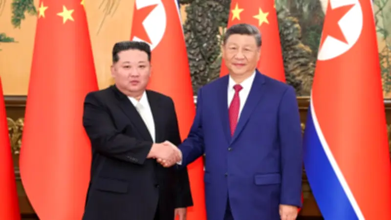 Xi Jinping reist zu Staatsbesuch nach Nordkorea – Treffen mit Kim Jong-un