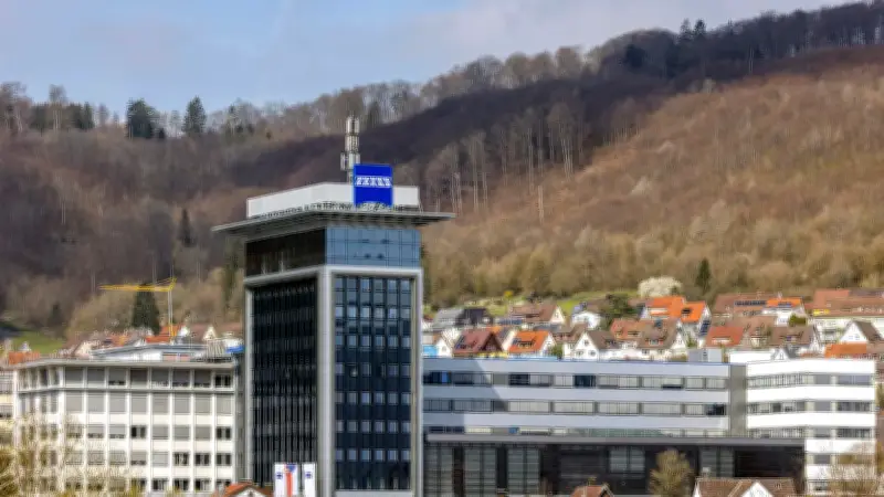 Zeiss: Hunderte Millionen Euro Einsparungen durch Stellenabbau