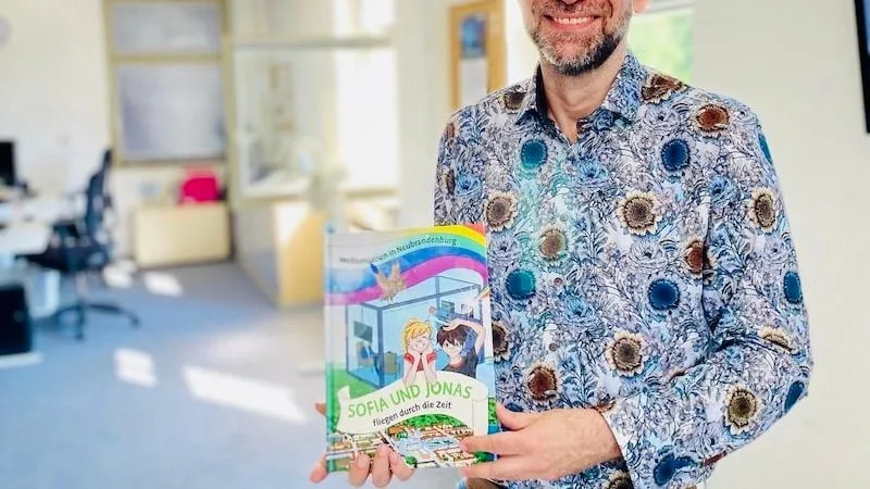 Neues Kinderbuch entführt auf Zeitreise durch Neubrandenburg