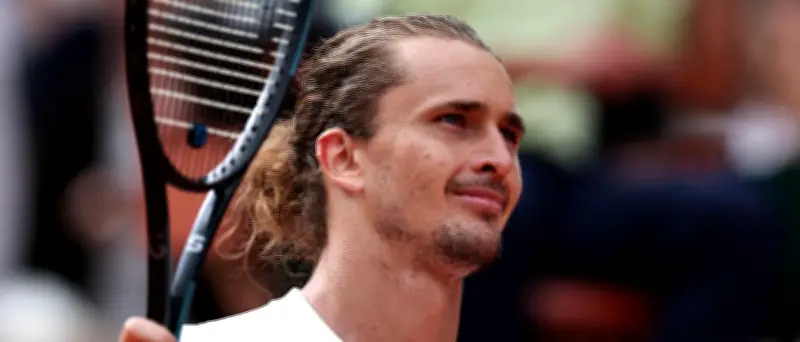 Zverev triumphiert im Achtelfinale der French Open gegen de Jong