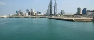Bahrain bestätigt iranische Angriffe: Sirenen heulen im Golfstaat