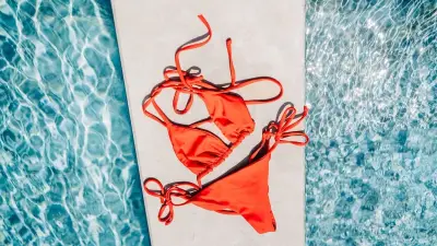 Bikini richtig pflegen: So bleibt Ihre Bademode lange schön