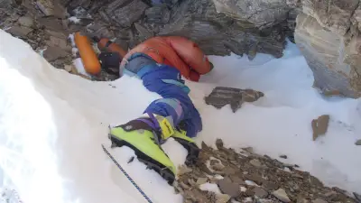 Everest-Rätsel gelöst: „Green Boots“ nach 30 Jahren als Dorje Morup identifiziert