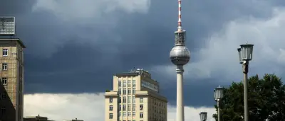 Hitzewelle in Berlin: Rekord, Retter am Limit und Gewitter erwartet