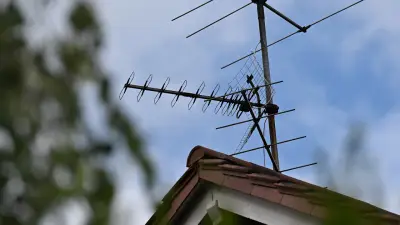 Mobilfunk bedroht Antennenfernsehen: Frequenzen ab 2030 knapp