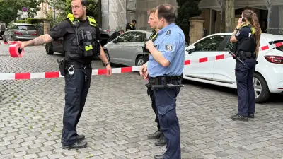 Schüsse in Berlin-Steglitz: 17-Jähriger schwer verletzt, Mordkommission ermittelt