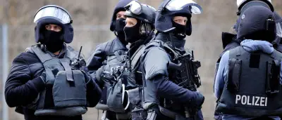 SEK nimmt Räuber-Trio in Berlin fest – Waffen und Munition gefunden