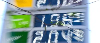 Umfrage: Viele lassen wegen Spritpreis das Auto häufiger stehen