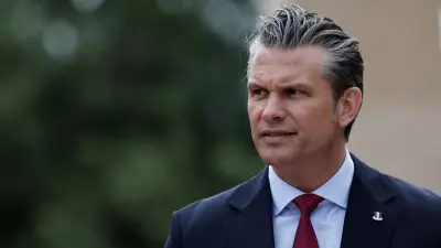 USA: Hegseth auf Guantanamo, Platner gewinnt in Maine, Kongress stimmt für ICE-Milliarden