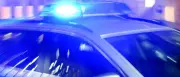 17-Jähriger rast im Auto seiner Mutter vor Polizei davon