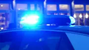 73-Jähriger tritt Steine auf A100: Zeuge stoppt ihn in Berlin