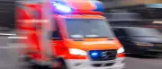 85-Jährige bei Busbremsung in Berlin schwer verletzt