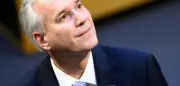 AfD und FPÖ: Sicherheitsrisiken im Parlament ungeprüft