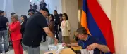 Armenien: Festnahmen und Spannungen zum Wahlauftakt