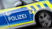 Auto in Flammen: B5 in Hamburg nach Brand gesperrt