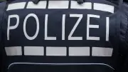 Überfall in Böblingen: Täter schießen mit Schreckschusswaffe und rauben Handtasche
