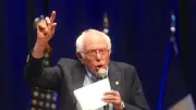 Bernie Sanders will KI-Konzerne teil-vergesellschaften