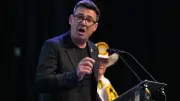 Britischer Machtkampf: Labour-Rebell Burnham stürzt Starmer in Krise