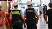 Bundespolizei deckt in Algier Hunderte gefälschte Dokumente auf