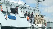 Bundeswehr-Minenjäger nähern sich der Straße von Hormus: Gefahr und Ungewissheit