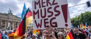 Demo in Berlin: Tausende fordern Rücktritt der Bundesregierung