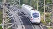 Deutsche Bahn stellt Zugverkehr bundesweit wegen Störung ein