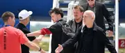 DFB-Spitze: Völler und Neuendorf überreichen Scheck für Mexiko-Hilfe