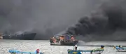 Ecuador: Großbrand im Fischerhafen Manta zerstört Dutzende Boote