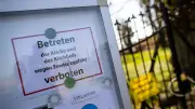 Einsturzgefährdeter Kirchturm: B104 bei Papendorf gesperrt