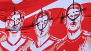 Fadenkreuze auf Nationalelf-Plakat: Staatsschutz ermittelt in Berlin