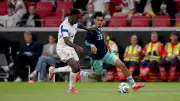FC Bayern einig mit DFB-Star Brown: Eintracht fordert 60 Mio