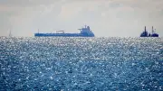 Frankreich stoppt russischen Öltanker aus Schattenflotte im Atlantik