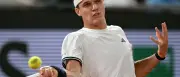 French Open: Mensik gewinnt Jungstar-Duell und fordert Zverev