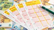 Jackpot nicht geknackt: Lottospieler gewinnt 2,7 Millionen Euro