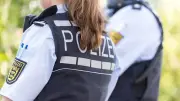 Jugendbande in Karlsruhe zerkratzt 30 Autos und verkauft Teile online