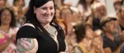 Lena Schätte gewinnt 50. Ingeborg-Bachmann-Preis mit Erzählung über Ausgrenzung