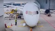 Lufthansa-Boeing in Frankfurt: Bugfahrwerk eingeklappt, mehrere Verletzte