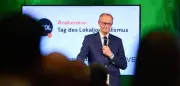 Merz schickt krebskranker Frau Autogrammkarte nach schroffem Dialog