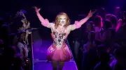 Patagonia verklagt Dragqueen Pattie Gonia: Streit um Logo
