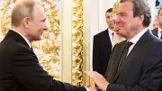 Putin trifft Schröder im Kreml: „Ja, es war ein gutes Gespräch“