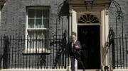 Regierungskrise: Starmer will Abgeordneter bleiben – Burnham als Nachfolger
