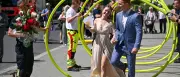 Schnapszahl-Datum: 32 Paare heiraten in Berlin-Schöneberg bei Hitze