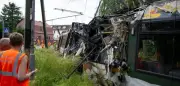 Straßenbahn in Berlin entgleist: 20 Verletzte, drei schwer