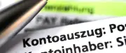 Umfrage: Jeder vierte Bankkunde zahlt über 100 Euro für Girokonto