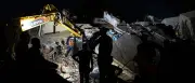 Venezuela-Erdbeben: Helfer singen Lied für Verschüttete – 920 Tote