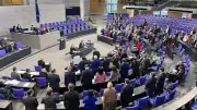 Vier Jahre Bundestag ersetzen 28 Jahre Arbeit: Altersbezüge für Abgeordnete