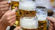 Wiesn-Bier 2025: Maß kostet bis zu 15,90 Euro – Preise steigen