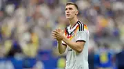 WM-Aus für BVB-Star: Schlotterbecks Innenbandriss – Team-Hotel-Drama