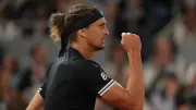 Zverev triumphiert über Jódar und steht im French-Open-Halbfinale