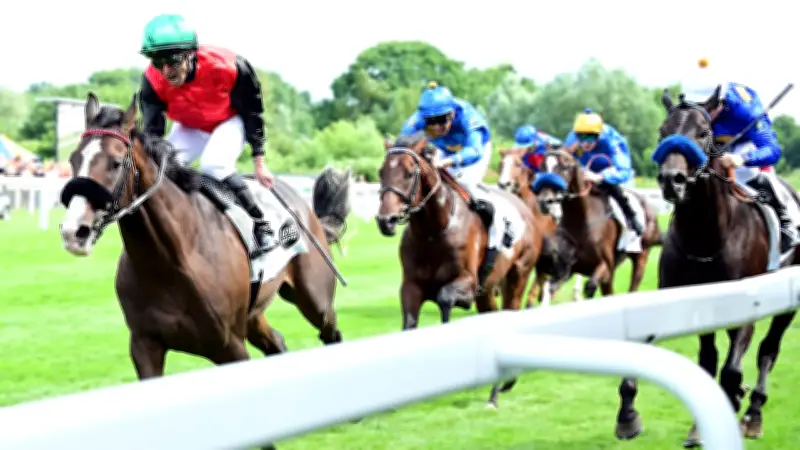 848:10-Außenseiter Dardanos gewinnt 157. Deutsches Galopp-Derby